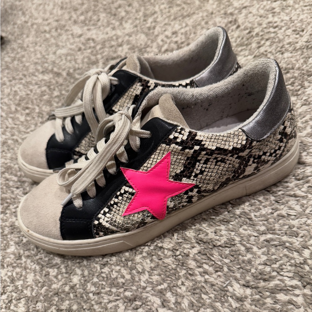 Steve Madden sneakers-size 8.5